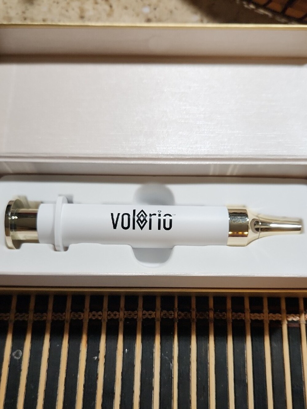 Volorio Hyaluronic Acid Serum - Pale Brand New Gold Box